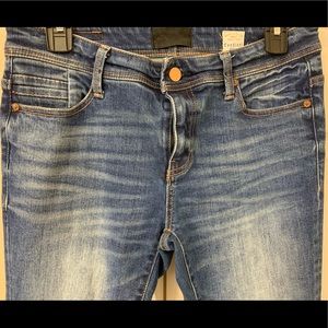 Buckle Black #76 Skinny SZ 26